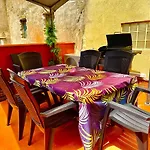 En Plein Coeur De Perpignan L Elegant